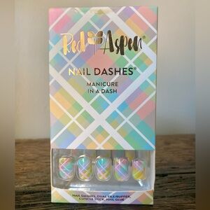 Red Aspen Nail Dashes